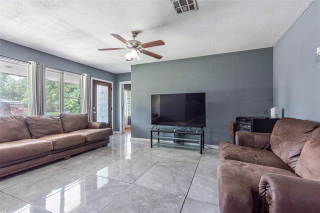 517 Marleen Street, Houston, TX 77034