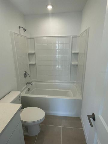 6330 FAIRMONT LANE, Palmetto, FL 34221