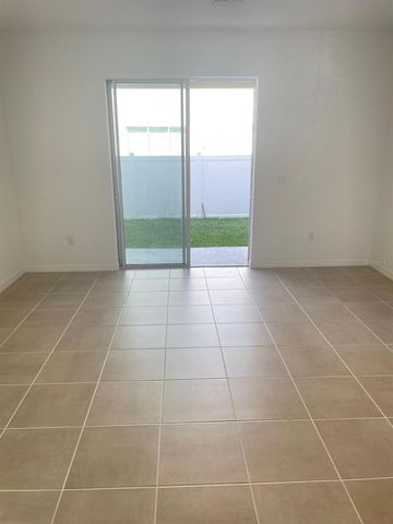 6330 FAIRMONT LANE, Palmetto, FL 34221