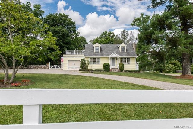 247 N Mabbettsville Road, Millbrook, NY 12545