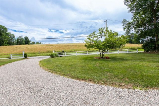 247 N Mabbettsville Road, Millbrook, NY 12545