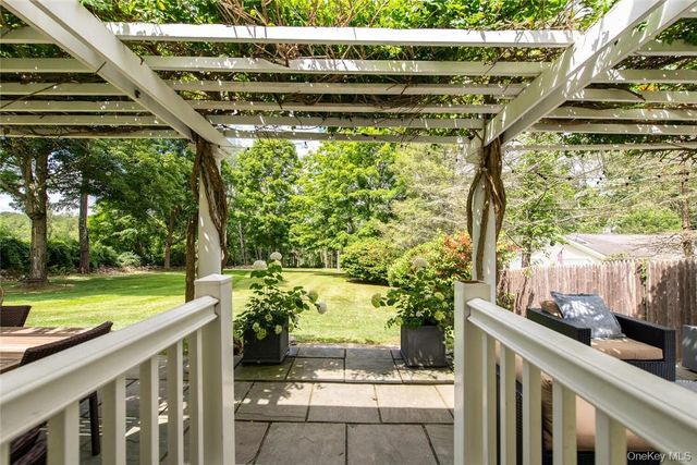 247 N Mabbettsville Road, Millbrook, NY 12545