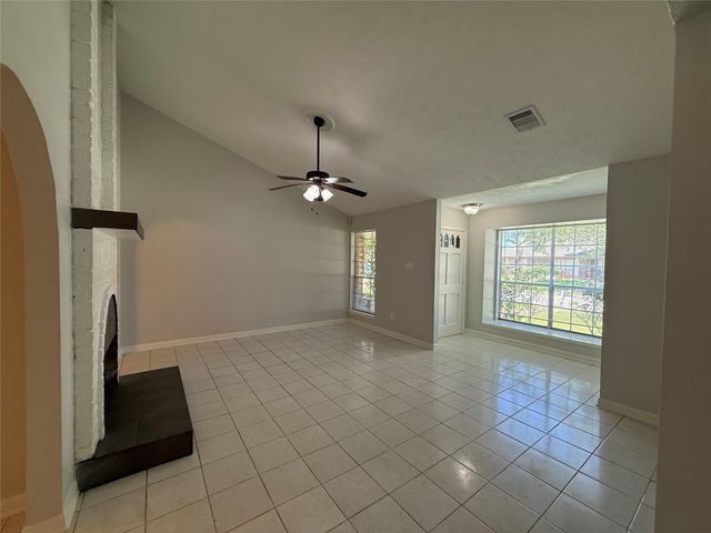 9503 Homeland Drive, Houston, TX 77083