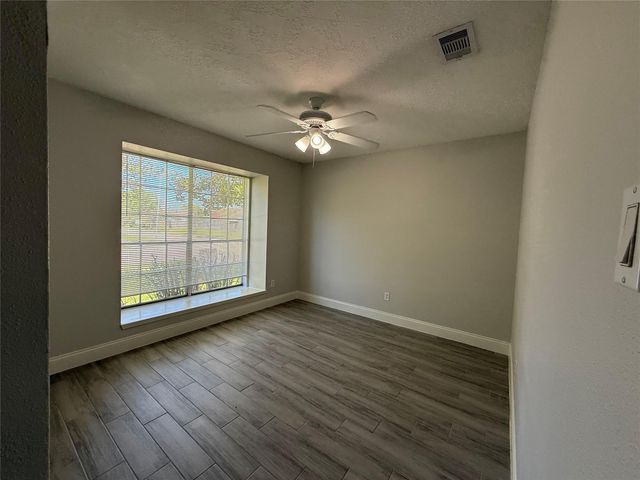 9503 Homeland Drive, Houston, TX 77083