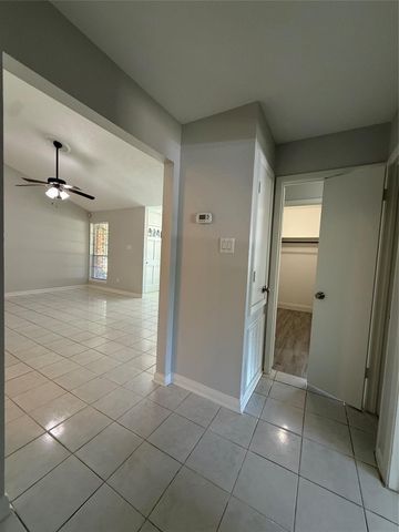 9503 Homeland Drive, Houston, TX 77083