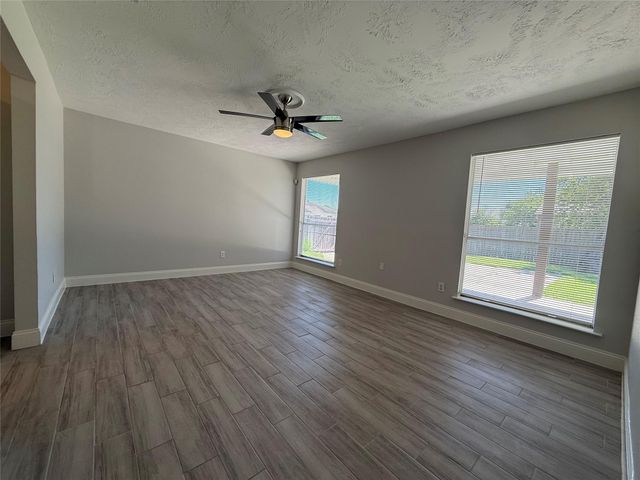 9503 Homeland Drive, Houston, TX 77083