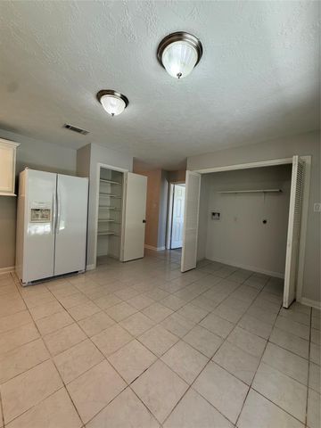 9503 Homeland Drive, Houston, TX 77083