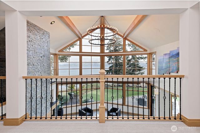 8045 Possession Road, Clinton, WA 98236