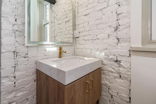 828 City Park Avenue, Columbus, OH 43206