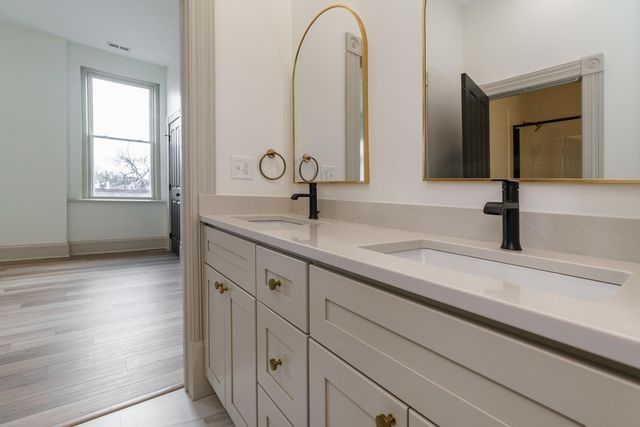 828 City Park Avenue, Columbus, OH 43206