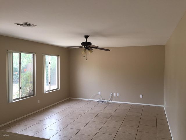 3907 S Soho Lane, Chandler, AZ 85286