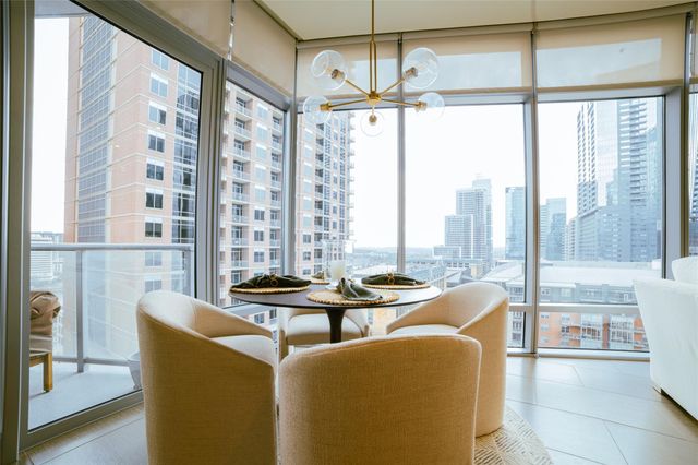 200 Congress Ave 11C, Austin, TX 78701