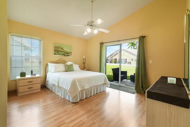 124 Adobe Circle, Jupiter, FL 33458