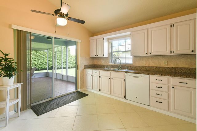 124 Adobe Circle, Jupiter, FL 33458