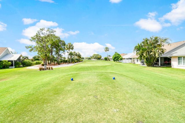 124 Adobe Circle, Jupiter, FL 33458