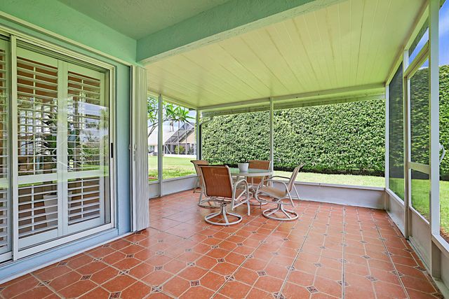 124 Adobe Circle, Jupiter, FL 33458