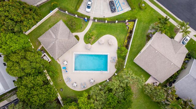 124 Adobe Circle, Jupiter, FL 33458