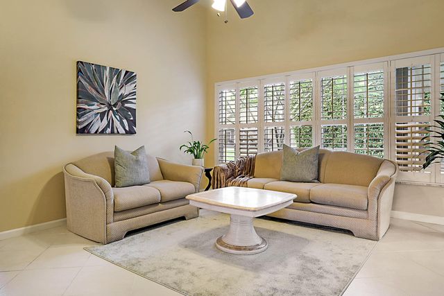 124 Adobe Circle, Jupiter, FL 33458