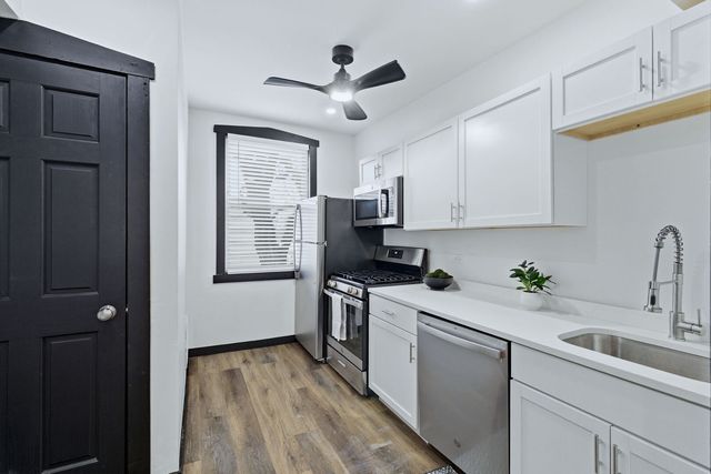 131 E 72nd Street 2E, Chicago, IL 60619