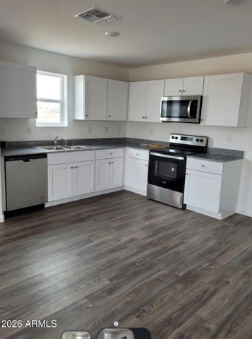 8592 W ONEIDA Drive, Arizona City, AZ 85123