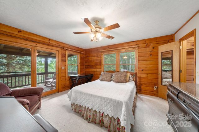 125 Apple Blossom Lane, Maggie Valley, NC 28751