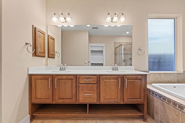 11928 Natures BND, Austin, TX 78753