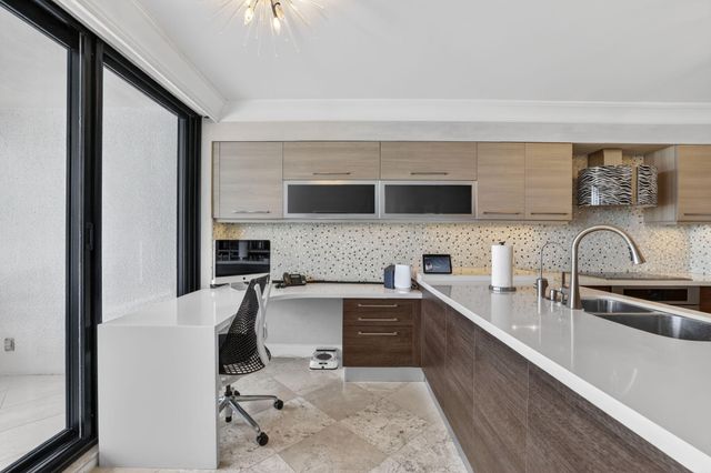 1400 S Ocean Boulevard 1003, Boca Raton, FL 33432