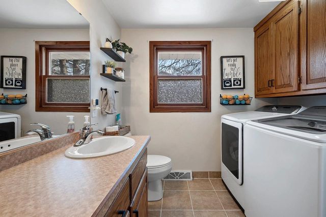 2130 KING JAMES DRIVE, Green Bay, WI 54304
