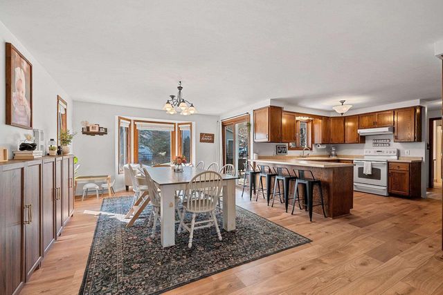 2130 KING JAMES DRIVE, Green Bay, WI 54304