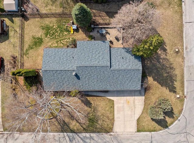 2130 KING JAMES DRIVE, Green Bay, WI 54304