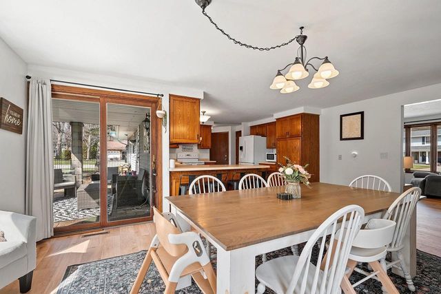 2130 KING JAMES DRIVE, Green Bay, WI 54304