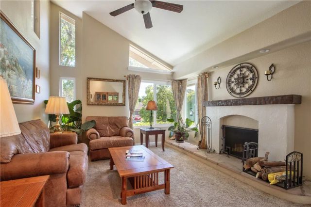 30233 Villa Alturas, Temecula, CA 92592