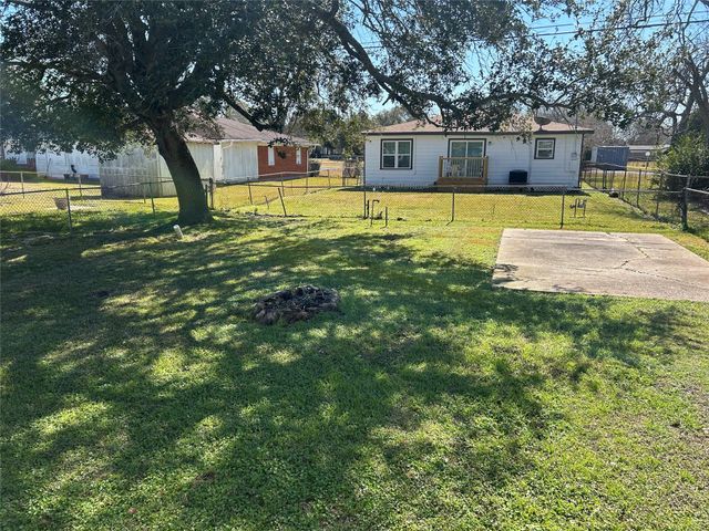 7011 Anderson Street, Texas City, TX 77591