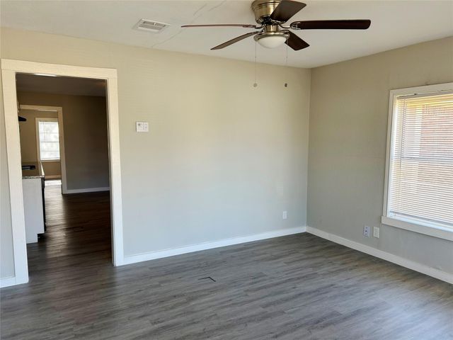 7011 Anderson Street, Texas City, TX 77591