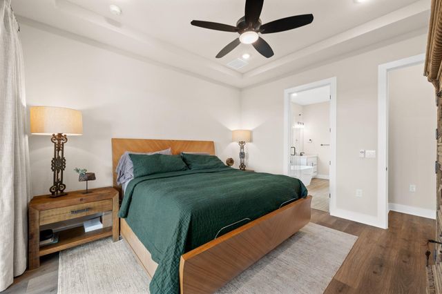 17109 Hattie TRCE, Austin, TX 78738