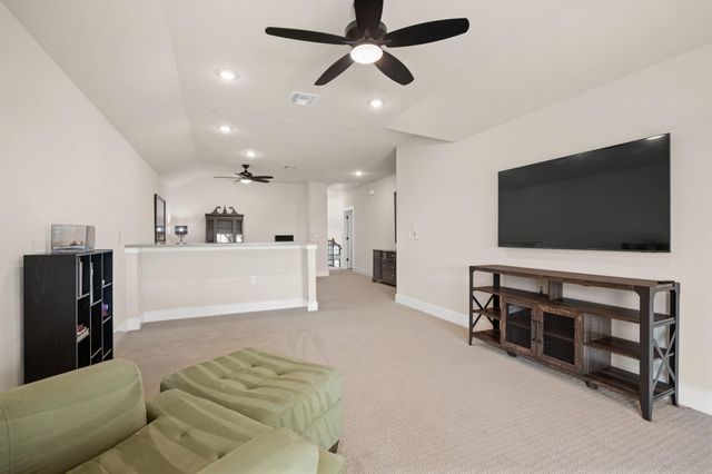 17109 Hattie TRCE, Austin, TX 78738