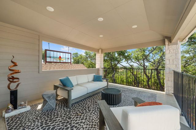 17109 Hattie TRCE, Austin, TX 78738