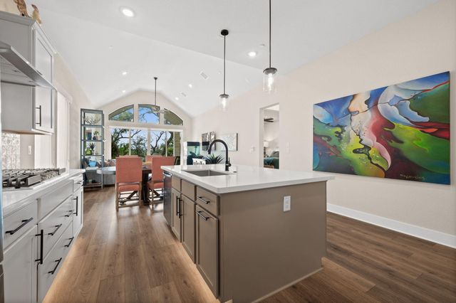 17109 Hattie TRCE, Austin, TX 78738