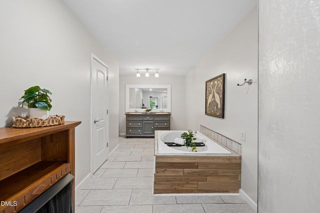 3008 Red Circle, Willow Springs, NC 27592
