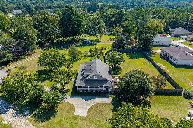 3008 Red Circle, Willow Springs, NC 27592