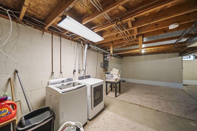 6752 Willow Grove Place E, Dublin, OH 43017