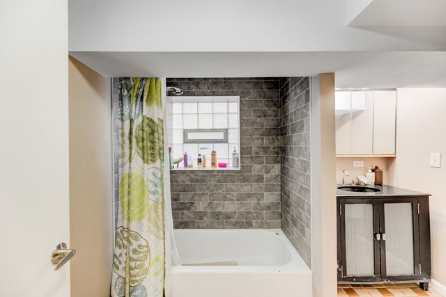 2232 S 59th Avenue, Cicero, IL 60804