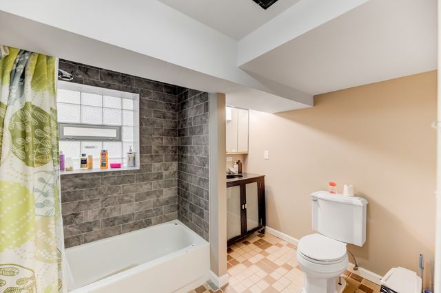 2232 S 59th Avenue, Cicero, IL 60804