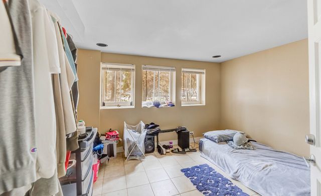 2232 S 59th Avenue, Cicero, IL 60804