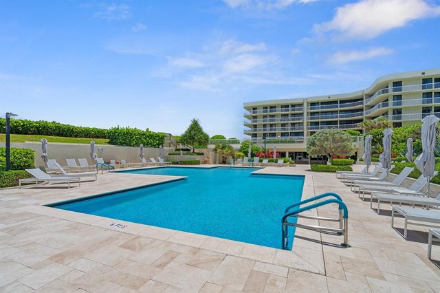 3300 S OCEAN Boulevard 303N, Palm Beach, FL 33480