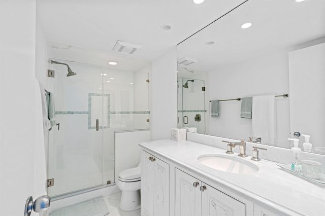 3300 S OCEAN Boulevard 303N, Palm Beach, FL 33480