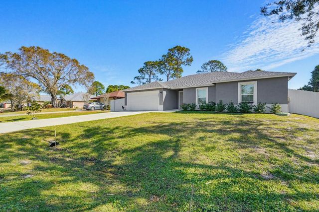 521 NW Colonial Street, Port St. Lucie, Port St Lucie, FL 34983