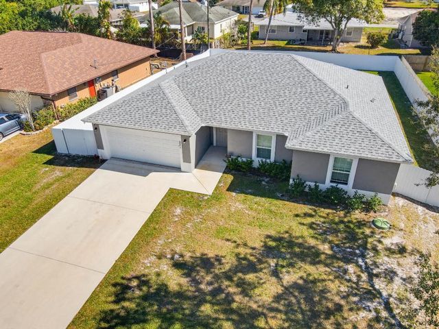 521 NW Colonial Street, Port St. Lucie, Port St Lucie, FL 34983
