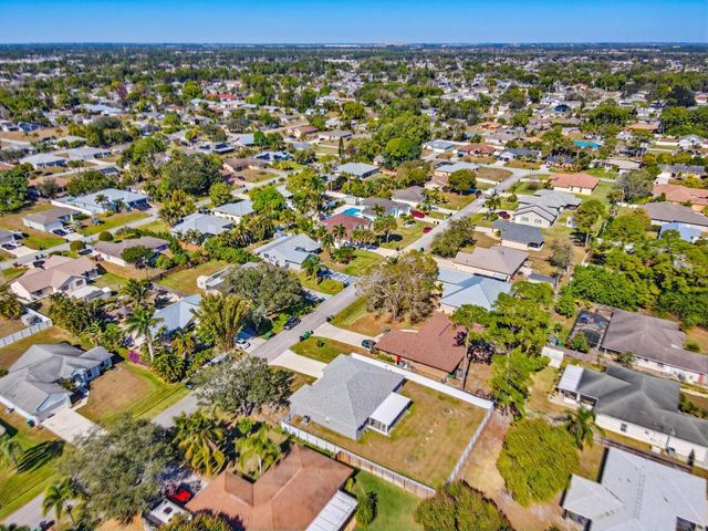 521 NW Colonial Street, Port St. Lucie, Port St Lucie, FL 34983