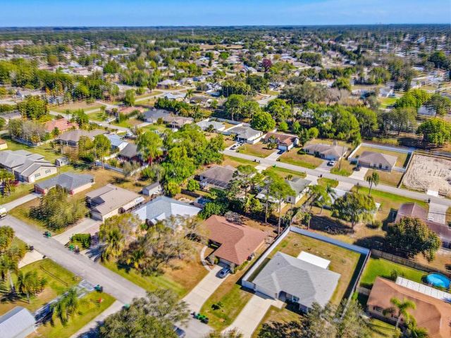 521 NW Colonial Street, Port St. Lucie, Port St Lucie, FL 34983